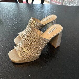 Alex Marie Gold and Pearl Heels